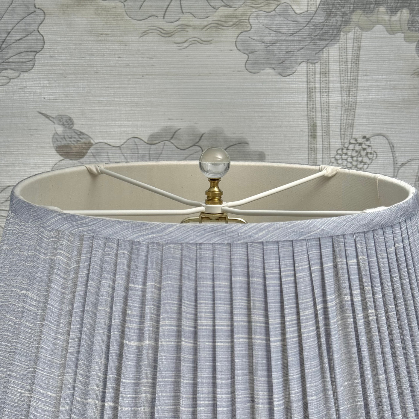 Clear Crystal Ball Finial 25mm Polished Brass Close Up