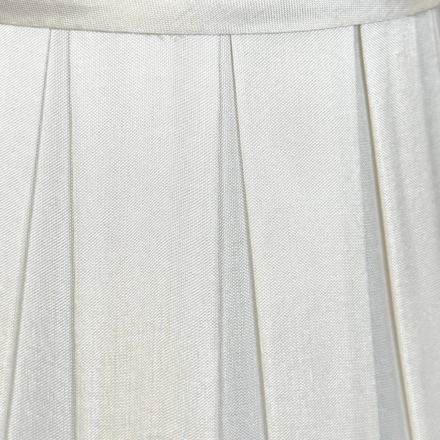 Close Up Box Pleat Silk Chandelier Shade - Snow