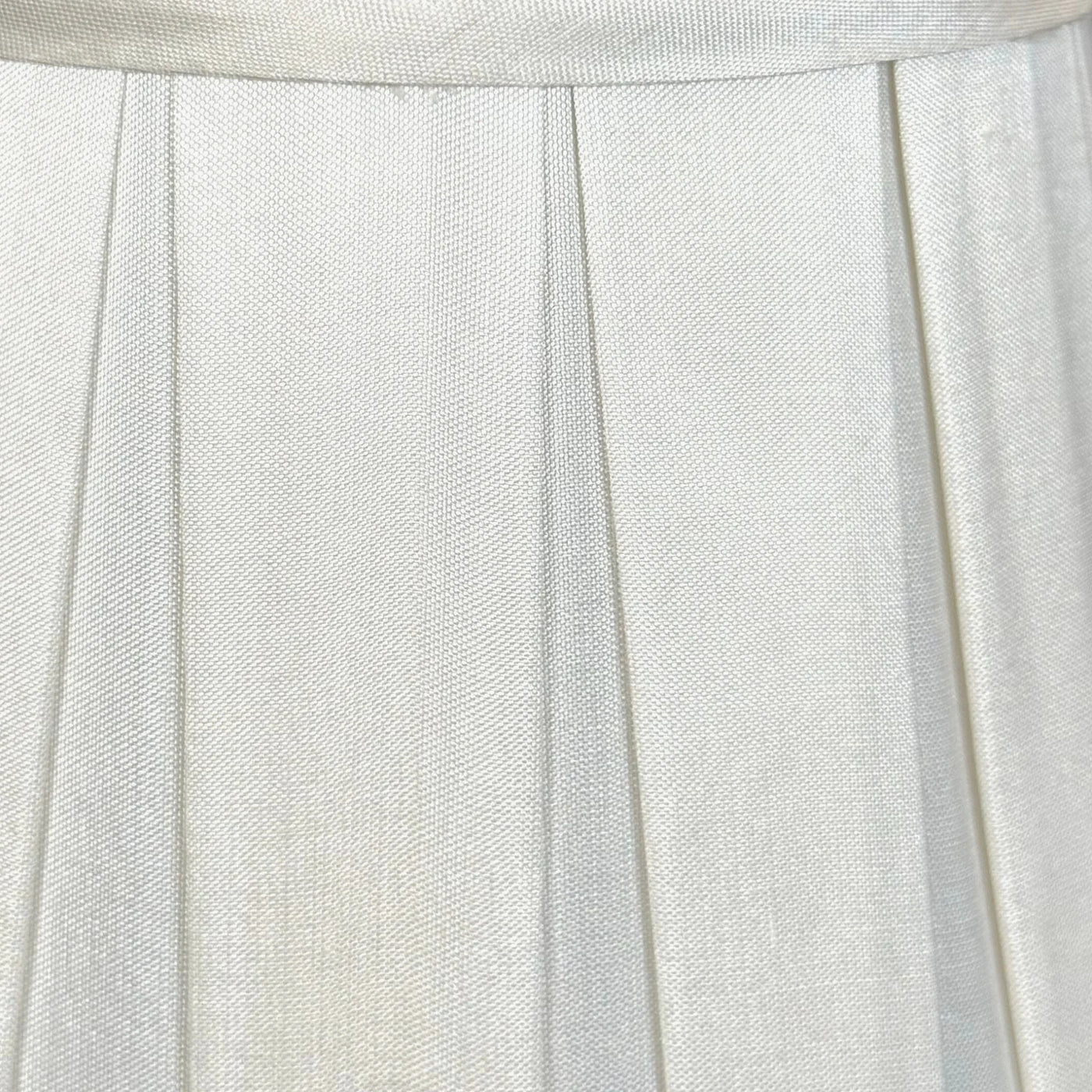 Close Up Box Pleat Silk Chandelier Shade - Snow