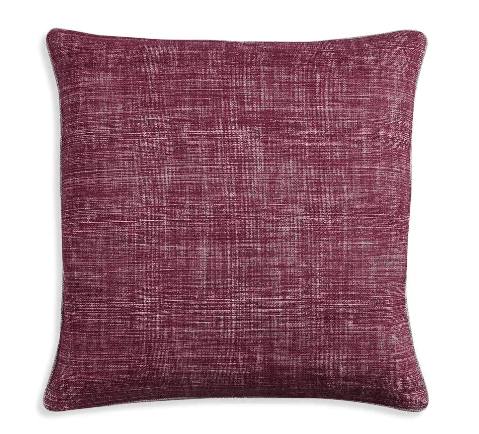 Square Fermoie cushion in Back to the Fuchsia fabric linen