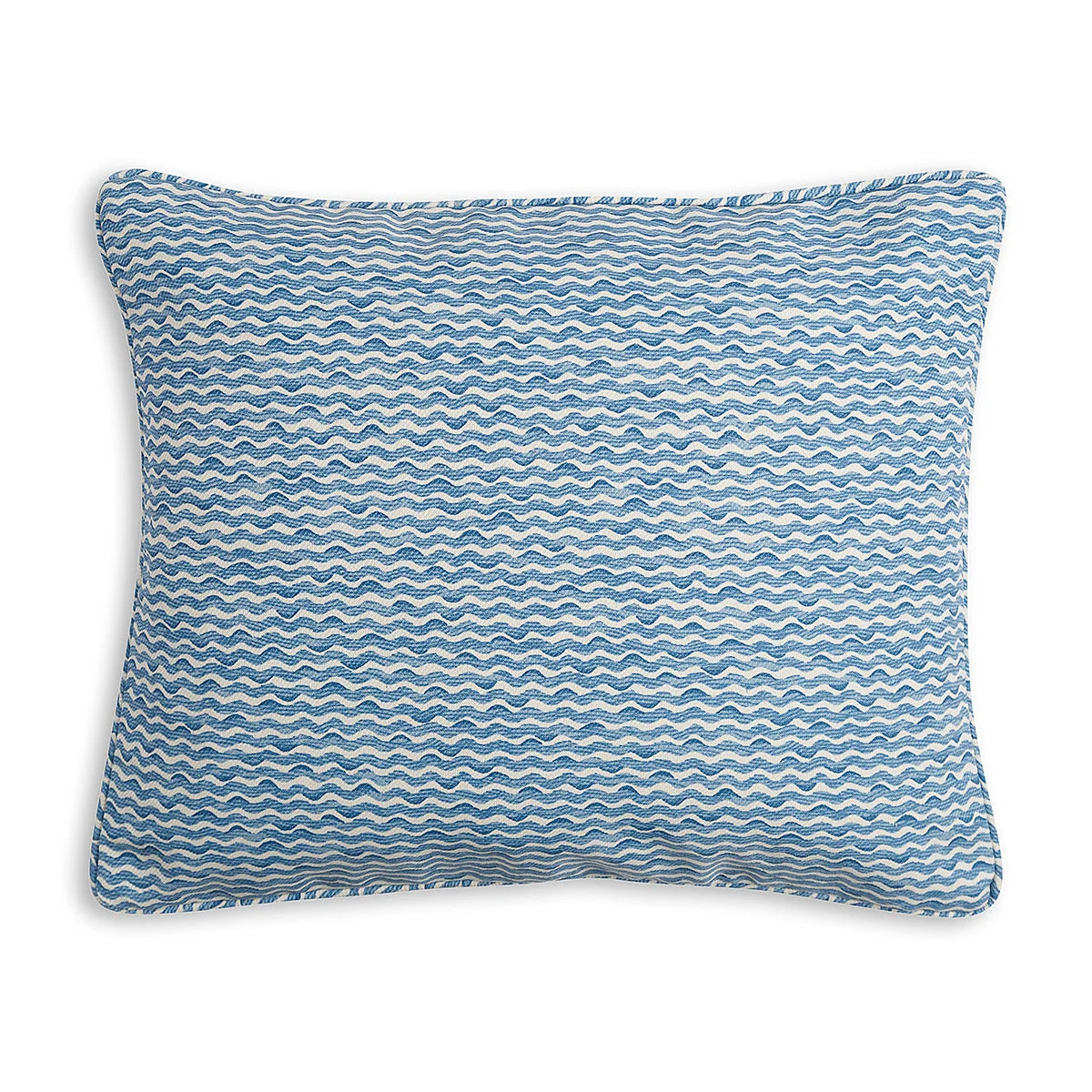Oblong Fermoie cushion in Blue Popple fabric made from recycled polyester with a soft, durable texture, for indoor and outdoor use.