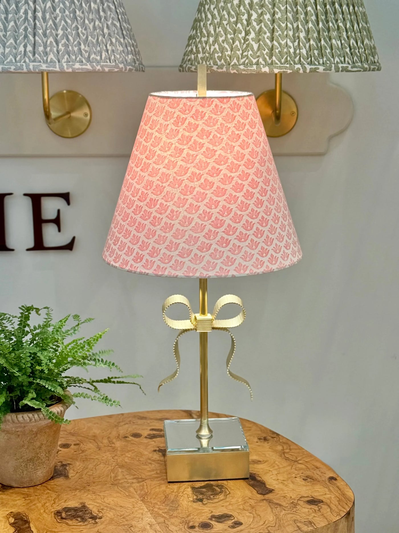 Fortuny - Canestrelli in Powder Pink & White Fabric Lampshade on Bow lamp