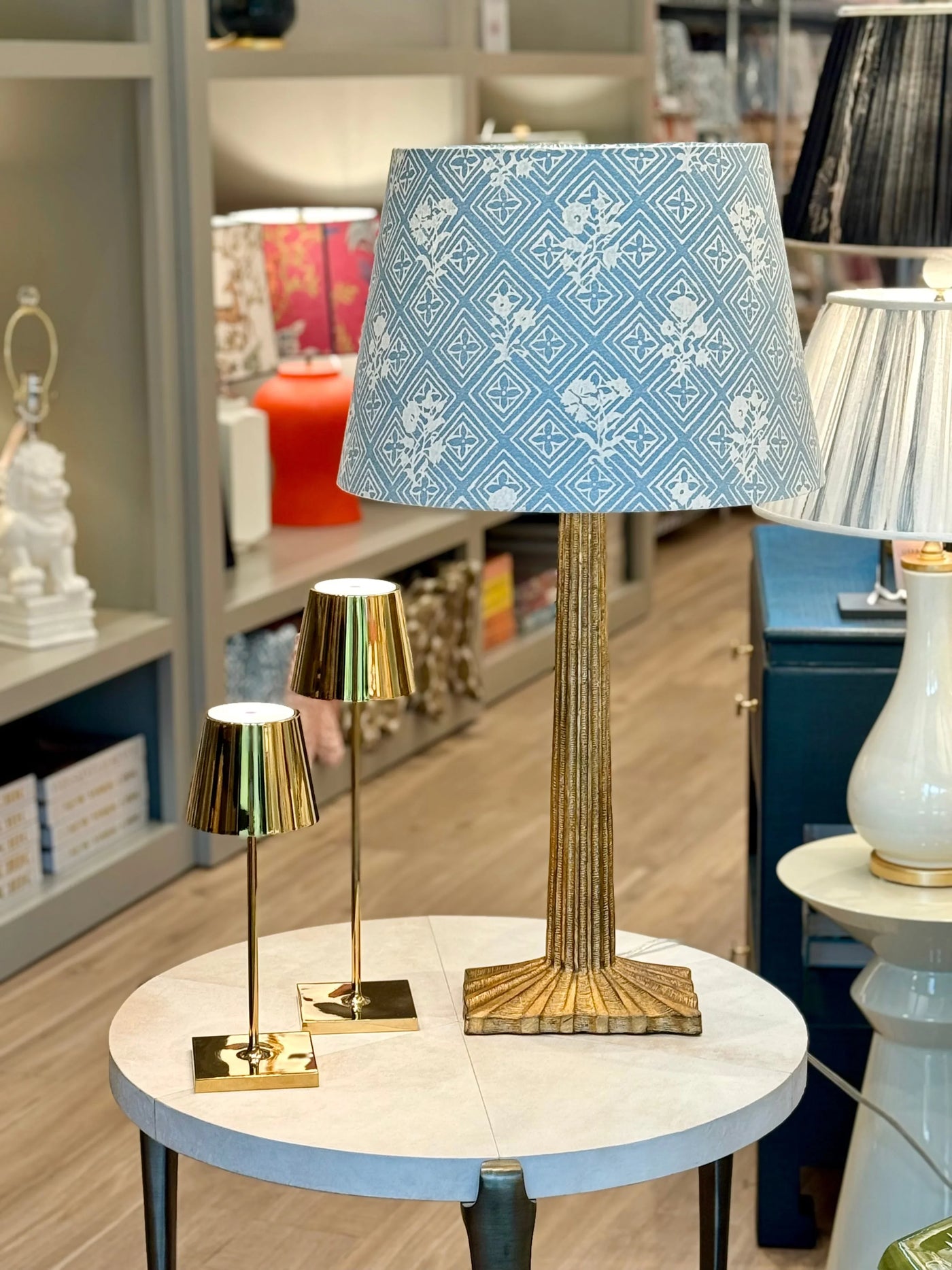 Fortuny - Jupon Bouquet in Azure Blue & Warm White Fabric Lampshade on strie fluted column lamp
