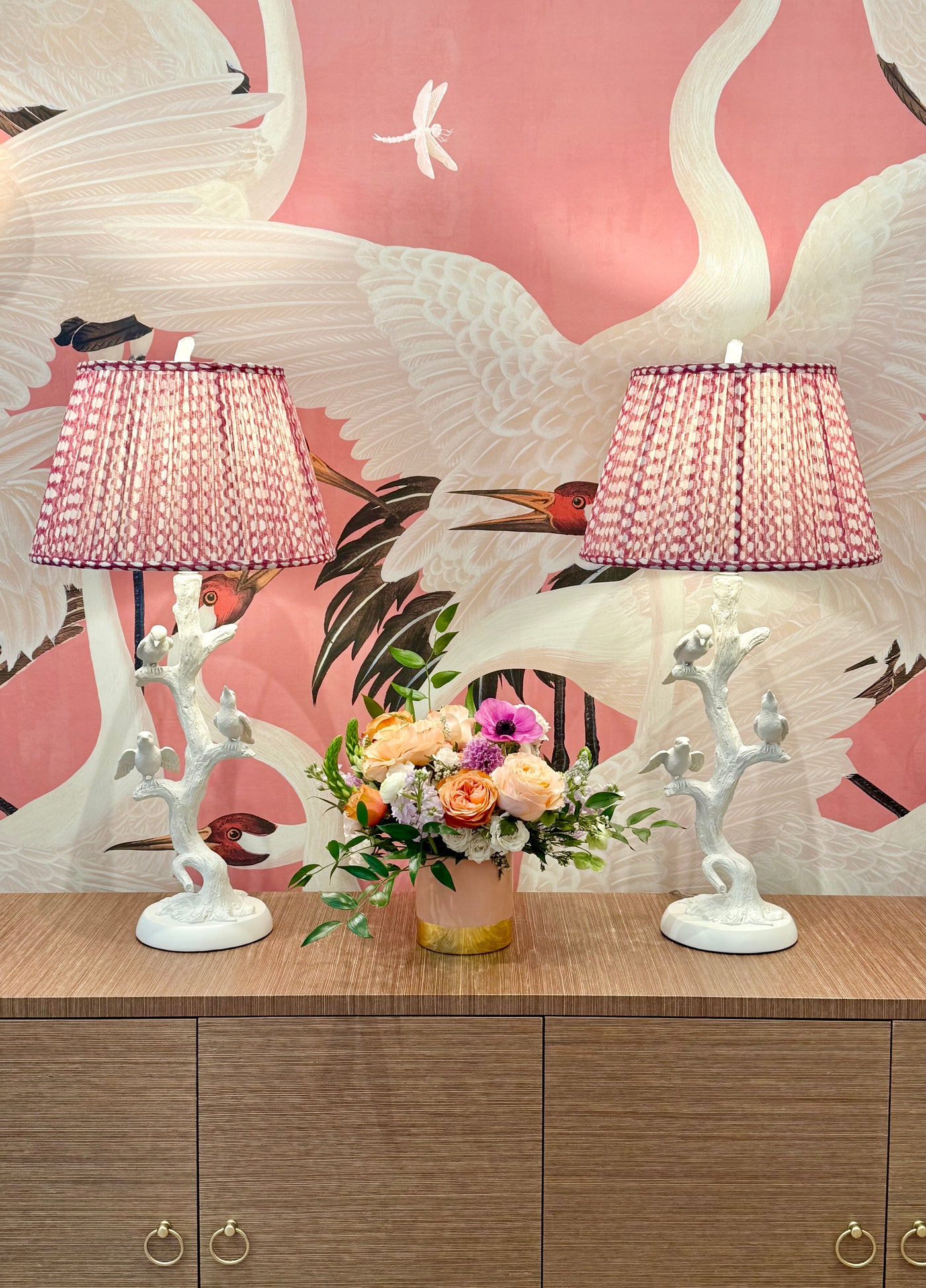 Avery Table Lamp