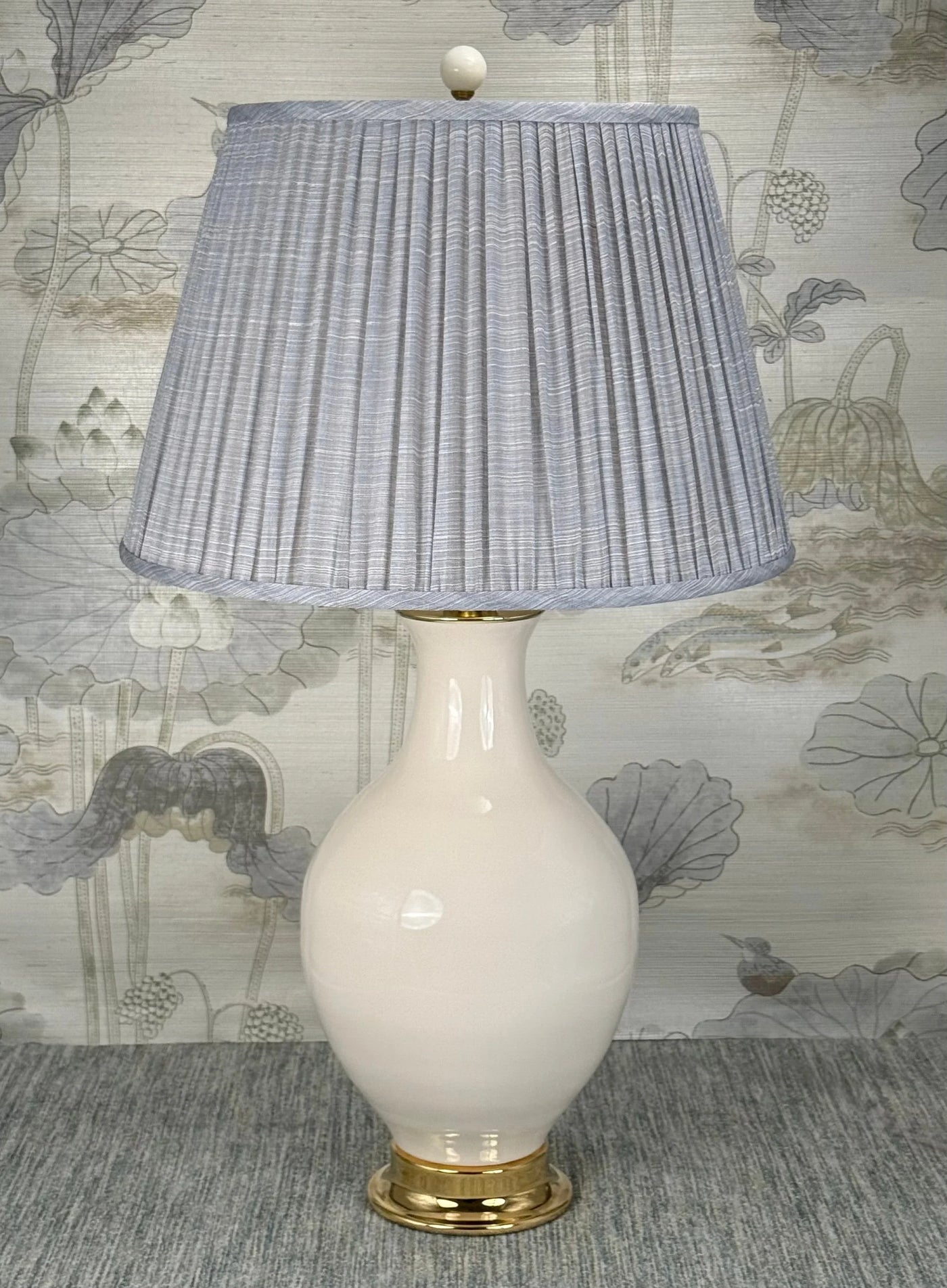 Small White Stone Jade Ball Finial