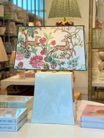 Vignette photo Knight's Tale in Jewel White Wallpaper Rectangle Lampshade