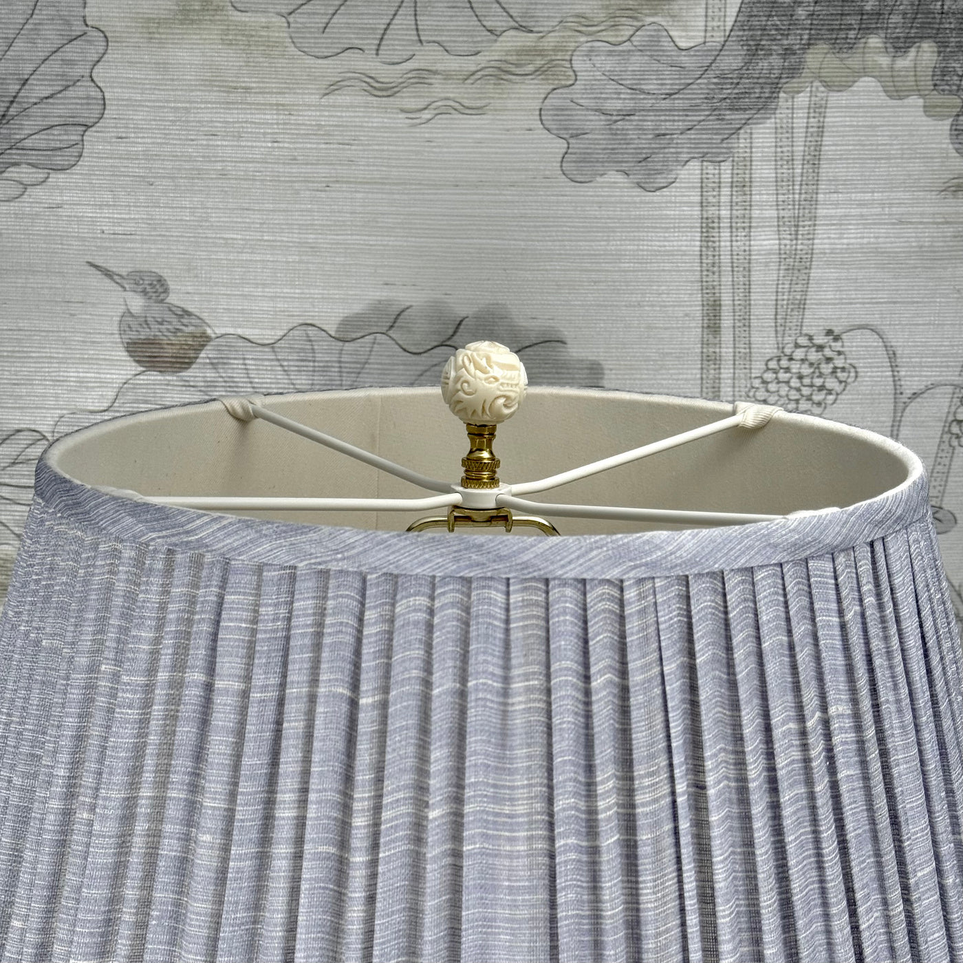 Long Life Bead White Finial Close Up