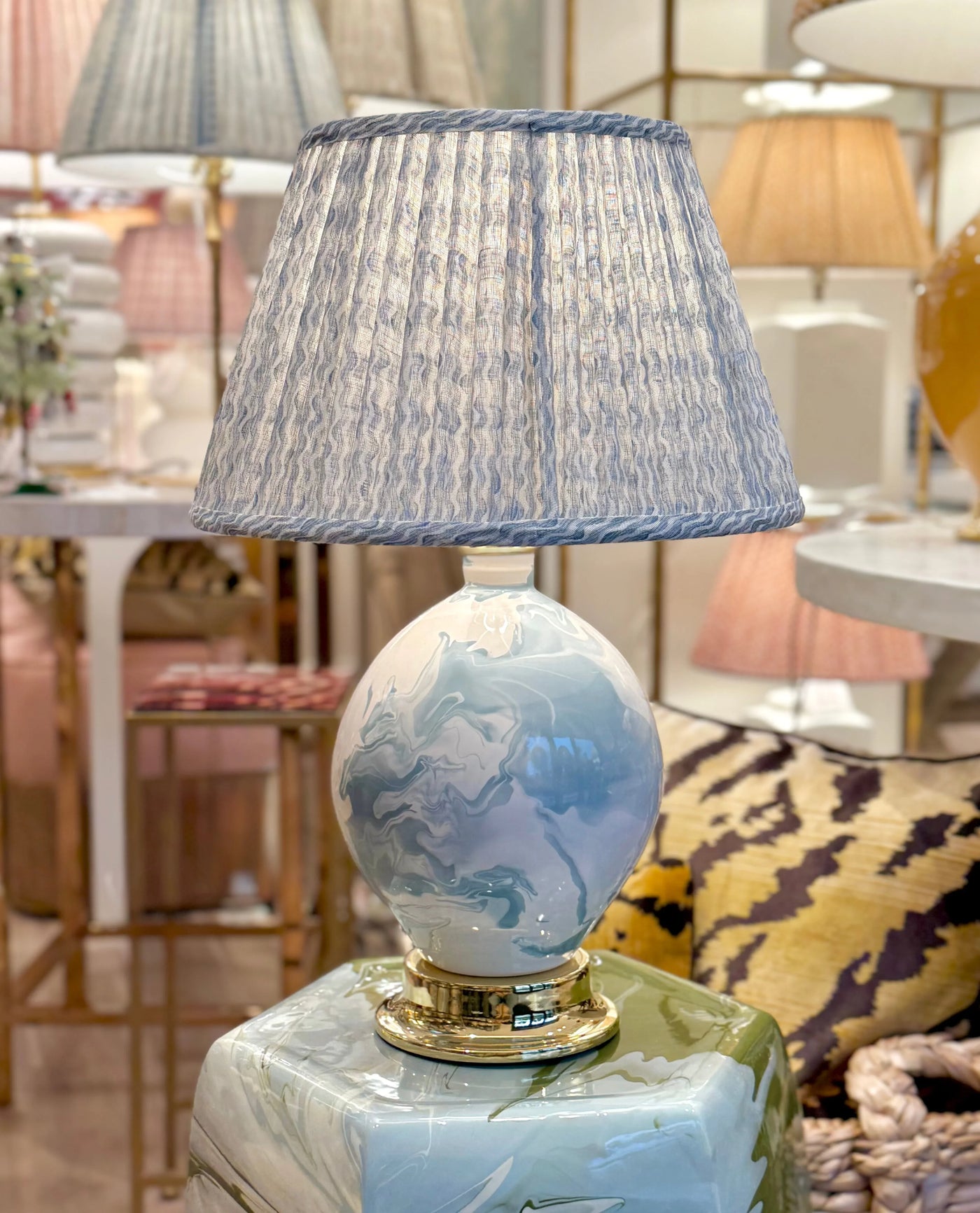 Paul Schneider Maypearl Lamp in Sky & White Geode