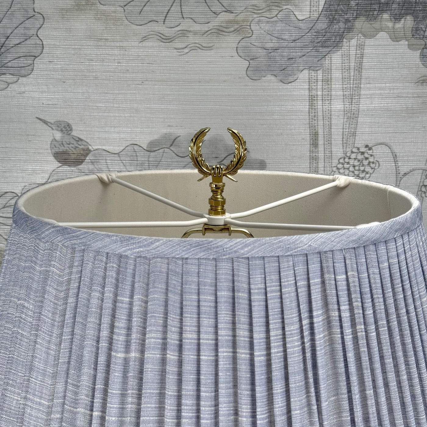 Polished Brass Open Wreath Finial Close Up