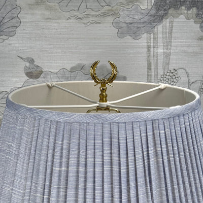 Polished Brass Open Wreath Finial Close Up