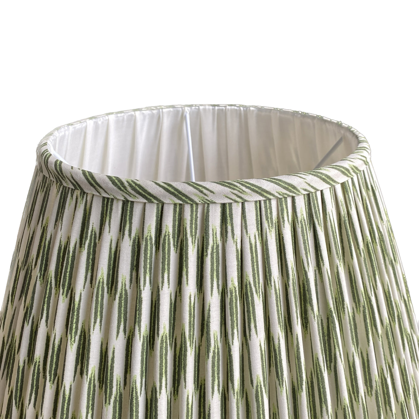 Ian Sanderson green and white lampshade