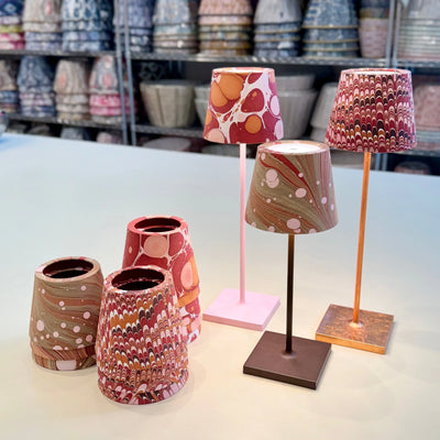 Marbled shades on cordless lamp